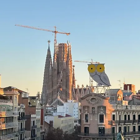 Apartment Centro, En Diagonal Junto A Sagrada Familia Barcelona